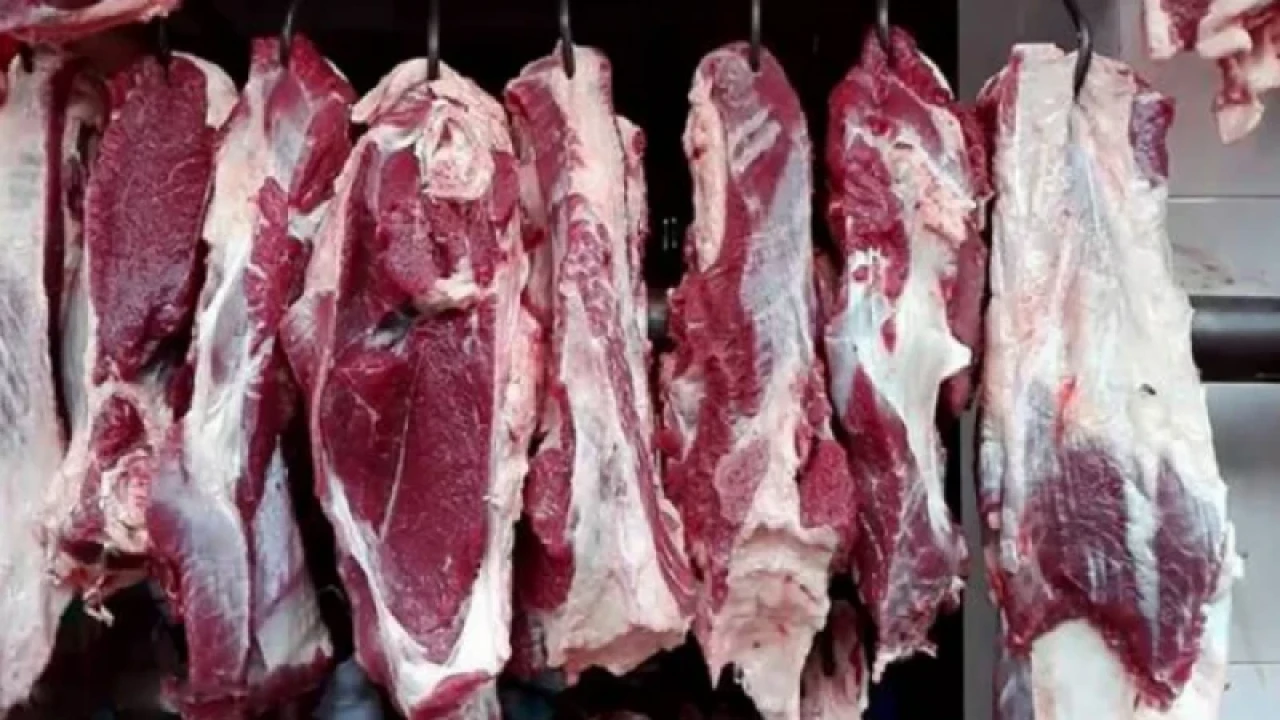 ৬৫০ টাকায় গরুর মাংস বিক্রি করবে সরকার 