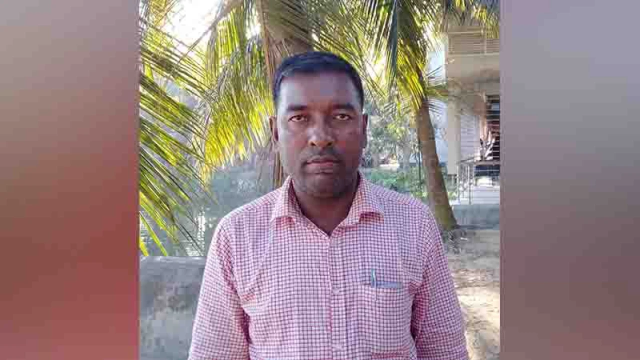 বিএনপি নেতার সঙ্গে থানায় এসে গ্রেপ্তার স্বেচ্ছাসেবক লীগ নেতা 