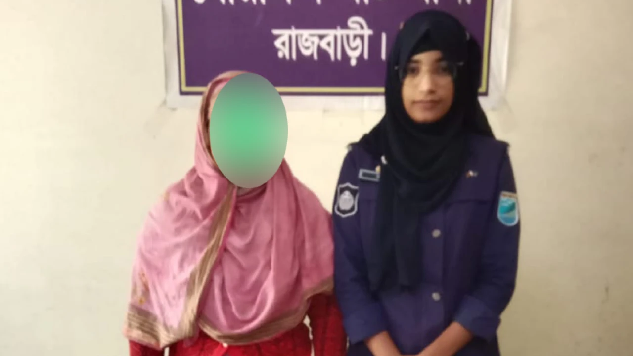 মহিলা আওয়ামী লীগের সাবেক নেত্রী গ্রেপ্তার