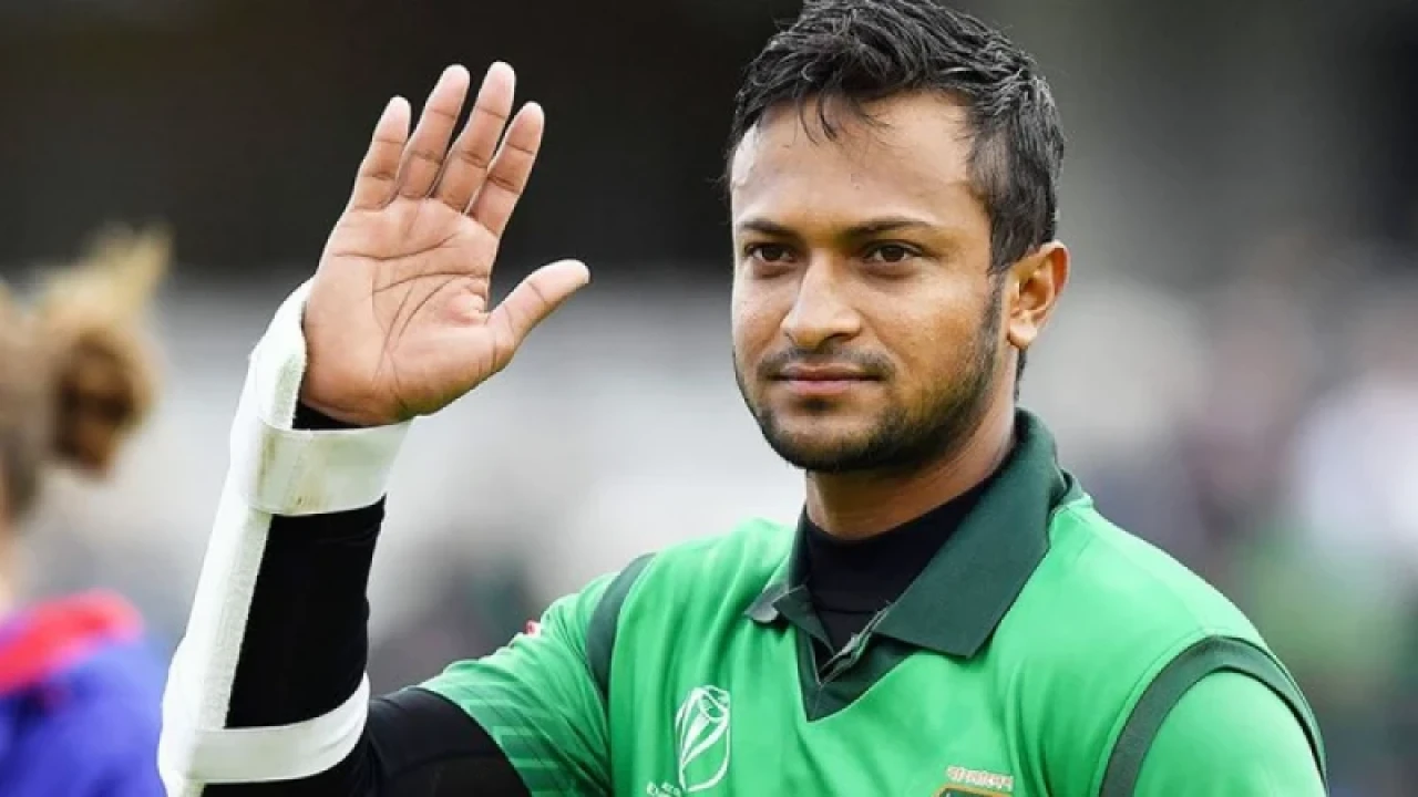 ঢাকা প্রিমিয়ার লিগে নাম লেখালেন সাকিব