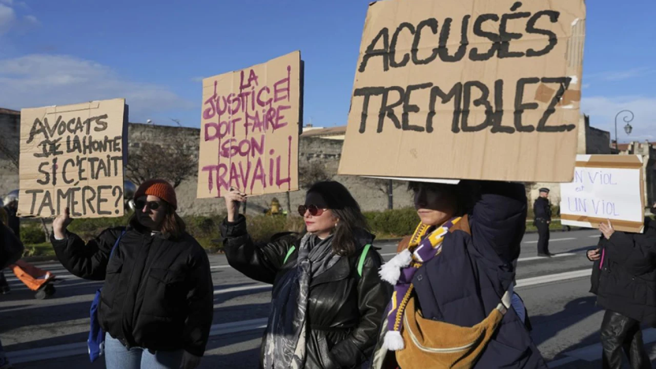  ২৯৯ শিশুর ওপর যৌন নির্যাতন, ফরাসি সার্জনের বিচার শুরু