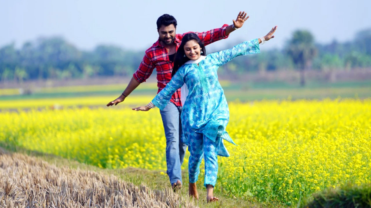 ৪ দিনেই কোটি ভিউ!