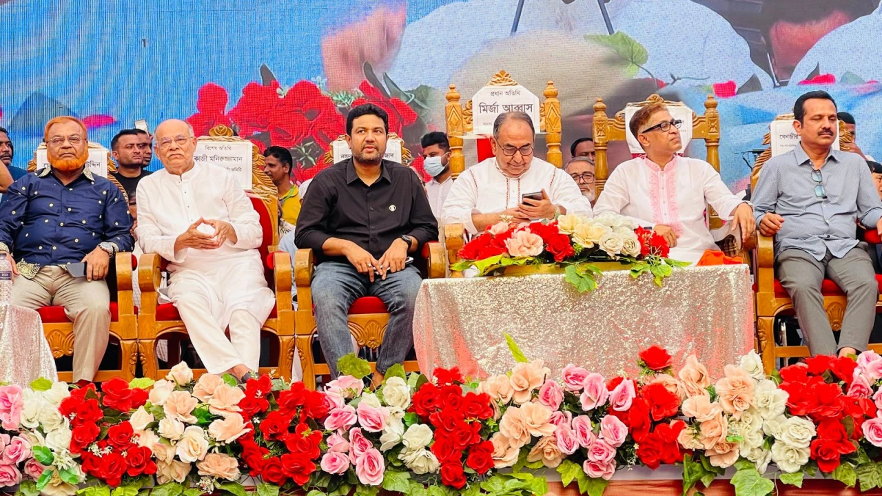 সরকার স্থানীয় নির্বাচন করে পায়ের নিচে মাটি করতে চাচ্ছে: মির্জা আব্বাস