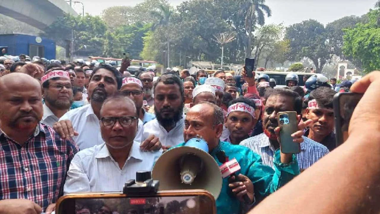 এমপিওভুক্তির দাবিতে শিক্ষকদের প্রতিনিধিদল যমুনায়