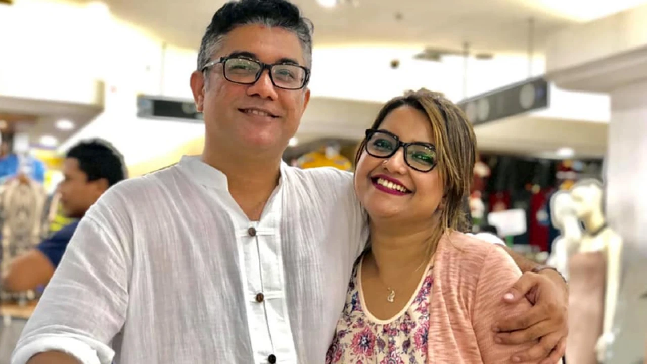 ১২ বছর পর প্রকাশ্যে হিল্লোল-নওশীনের বিয়ের ছবি 