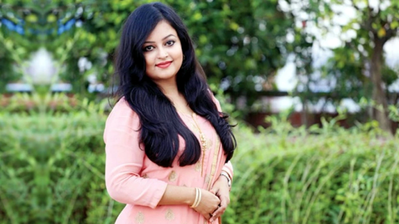 আবার ঐন্দ্রিলা আহমেদ