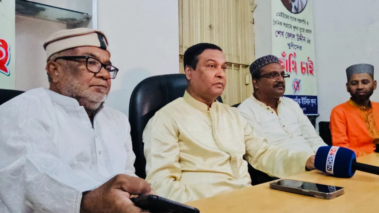 মিথ্যার বিরুদ্ধে লড়াই করা সাংবাদিকতার বড় চ্যালেঞ্জ: কাদের গনি 