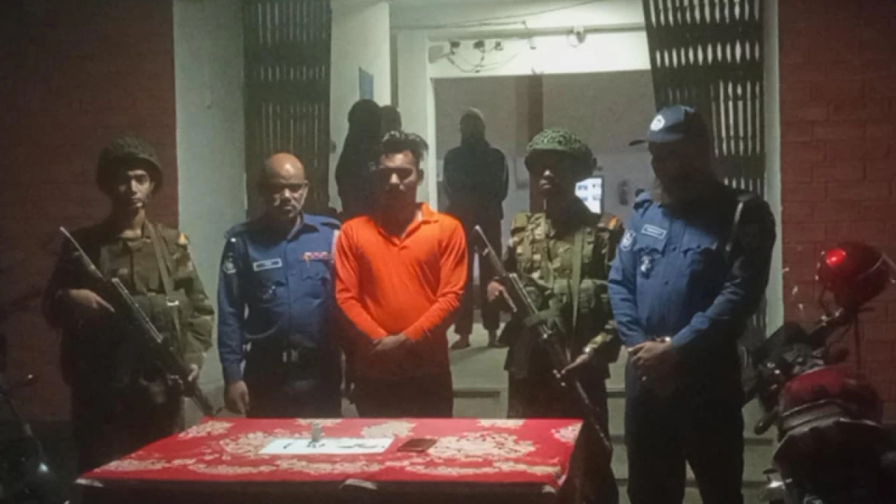 পার্বতীপুরে মাদক ব্যবসায়ী আটক 