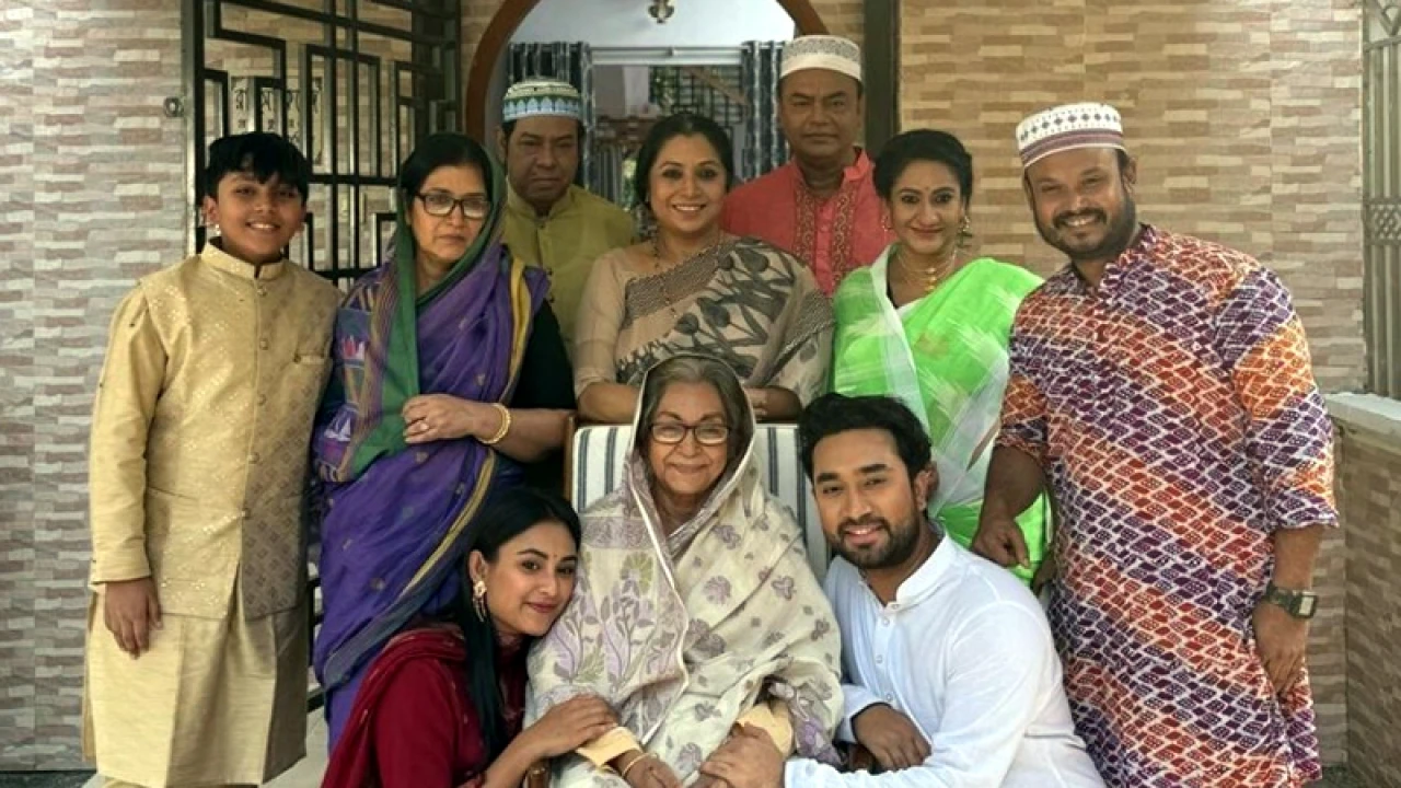 পাঁচ প্রজন্মের অভিনয় শিল্পীদের নিয়ে নাটক