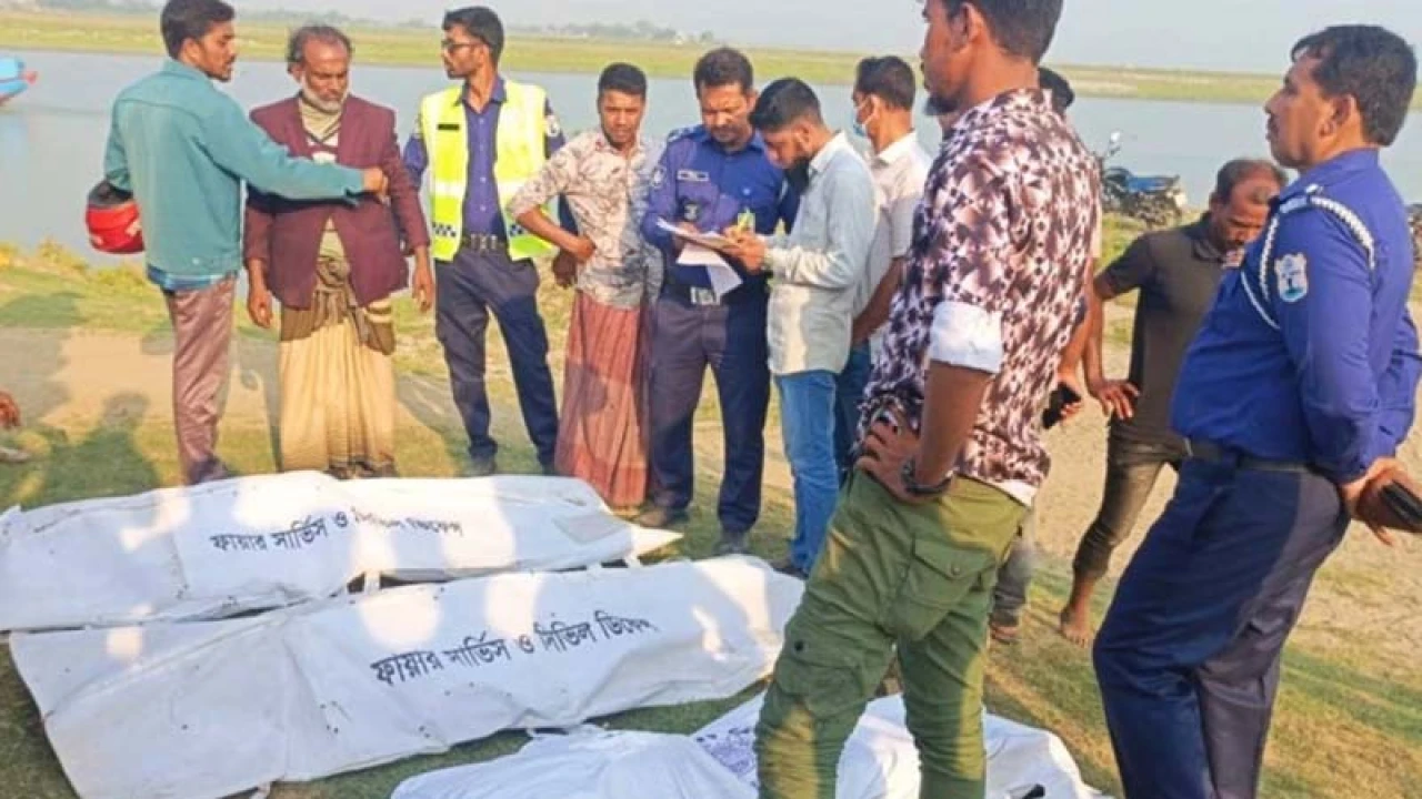 নেত্রকোনায় গ্রামবাসীর সংঘর্ষে নিখোঁজ ৩ জনের মরদেহ উদ্ধার 