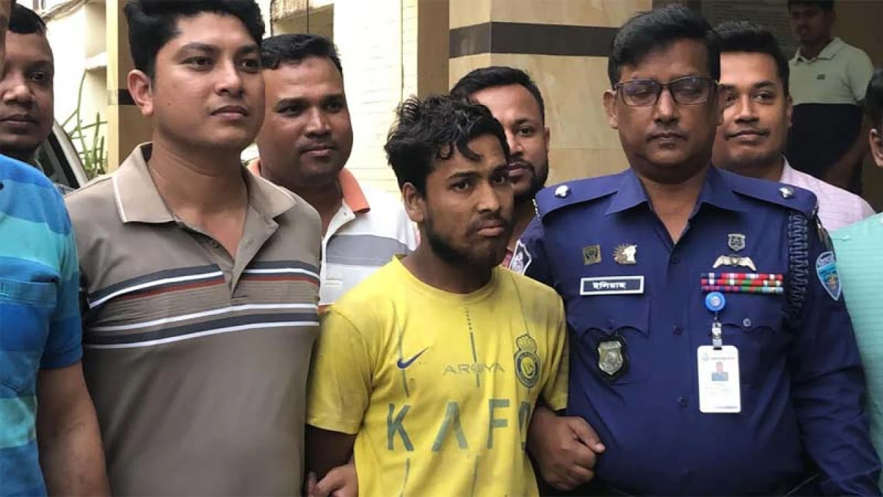 মার্কিন নারীকে যৌন হেনস্তার অভিযোগে যুবক আটক