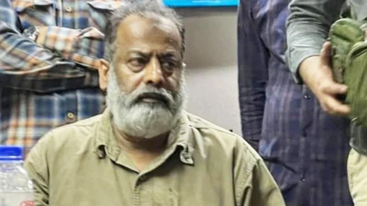 ২ তরুণীকে ধুমপানে বাধা-লাঞ্ছিতের ঘটনায় রিংকু কারাগারে 