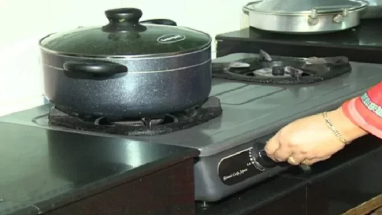 যেসব এলাকায় আজ ১০ ঘণ্টা গ্যাস থাকবে না