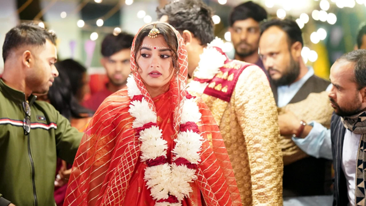 জোভানের প্রেম ও বিয়ের গল্প!