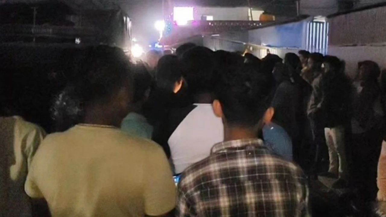 ধর্ষণচেষ্টার অভিযোগে ব্যবসায়ীকে আটকে রাখে জনতা, উদ্ধার করল পুলিশ