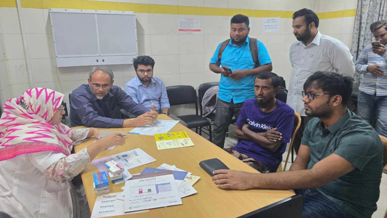 আছিয়াকে হারানোর শোকে অসুস্থ তার বাবা, পাশে তারেক রহমান 