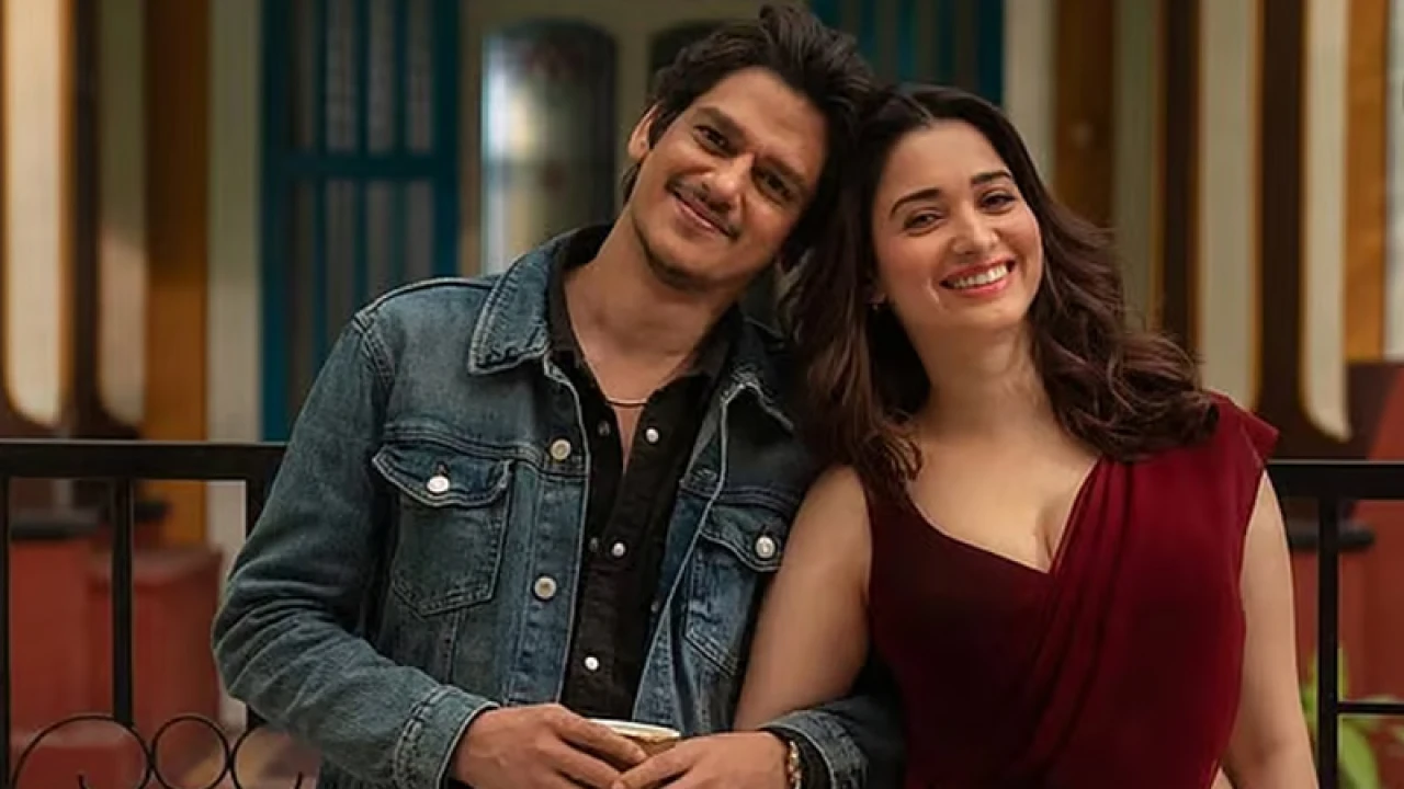 প্রাক্তন প্রেমিক বিজয়ের চিহ্ন নিয়ে ঘুরছেন তামান্না!