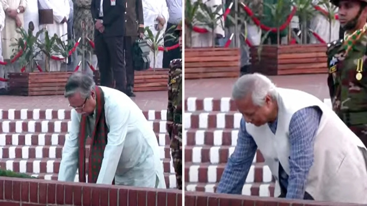 স্মৃতিসৌধে রাষ্ট্রপতি ও প্রধান উপদেষ্টার শ্রদ্ধা