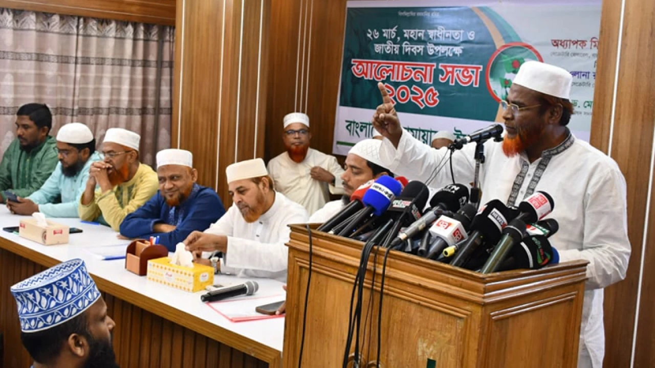 জনগণ রাজনীতিবিদদের কাদা ছোড়াছুড়ি পছন্দ করে না: জামায়াত সেক্রেটারি 