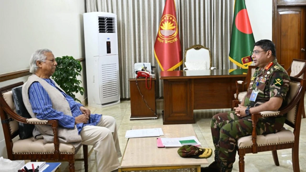 প্রধান উপদেষ্টার সঙ্গে সেনাবাহিনী প্রধানের সাক্ষাৎ