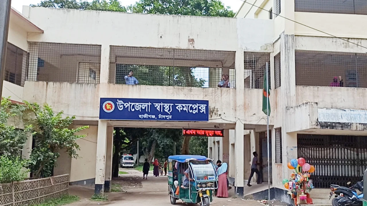 সিগারেট সেবন নিয়ে বিবাদ, মসজিদের মাইকে ঘোষণা দিয়ে সংঘর্ষ