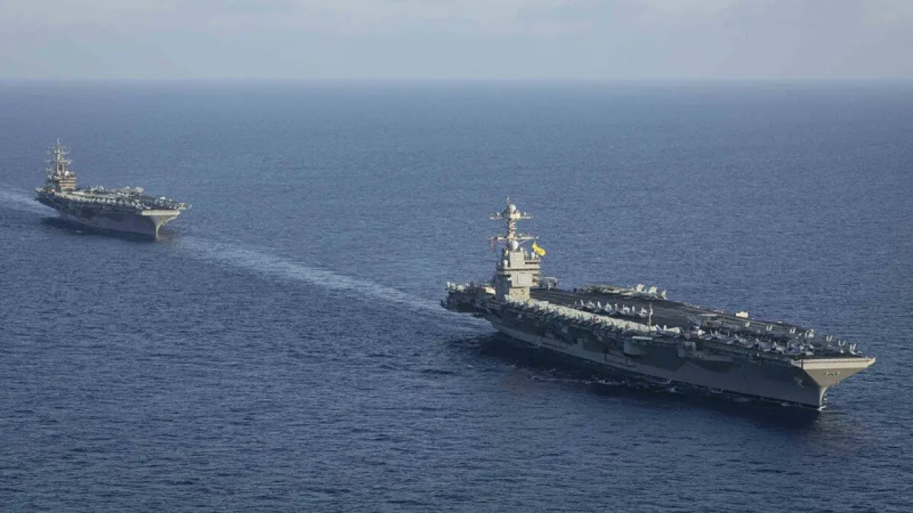 মার্কিন যুদ্ধজাহাজে হুতির ক্ষেপণাস্ত্র হামলা