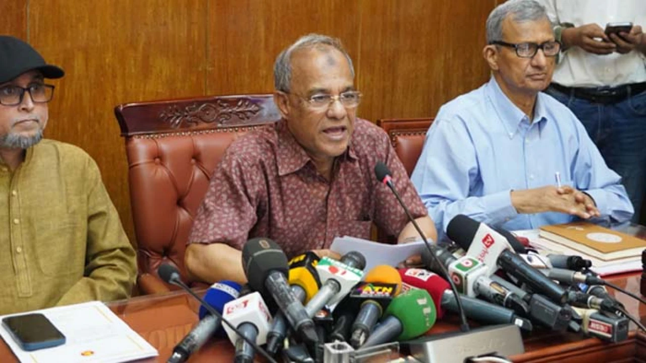 পহেলা বৈশাখে নিরাপত্তা ঝুঁকি নেই: স্বরাষ্ট্র উপদেষ্টা