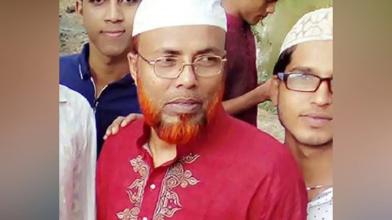 লঞ্চ থেকে নদীতে পড়ে যাত্রী নিখোঁজ