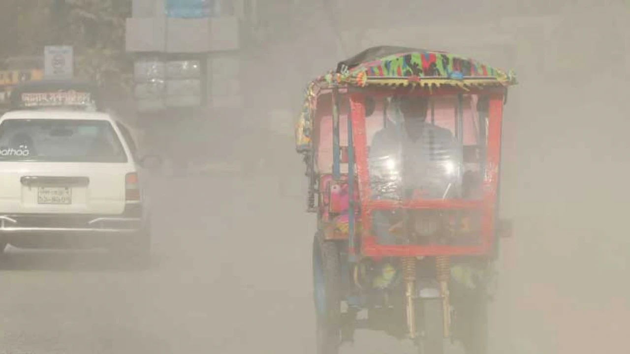 ঢাকার বায়ু অস্বাস্থ্যকর, দূষণ শীর্ষে কাঠমান্ডু