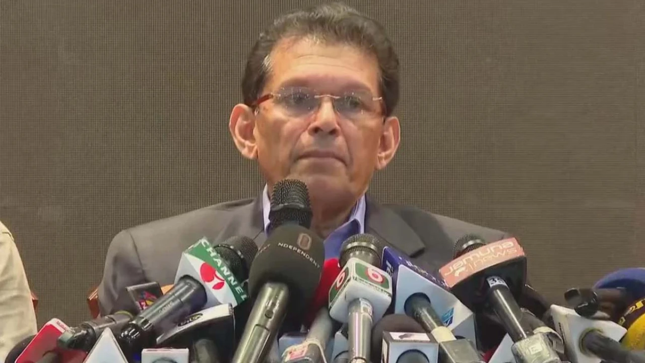 জাতীয় নিরাপত্তা উপদেষ্টার দায়িত্বও পেলেন খলিলুর রহমান 