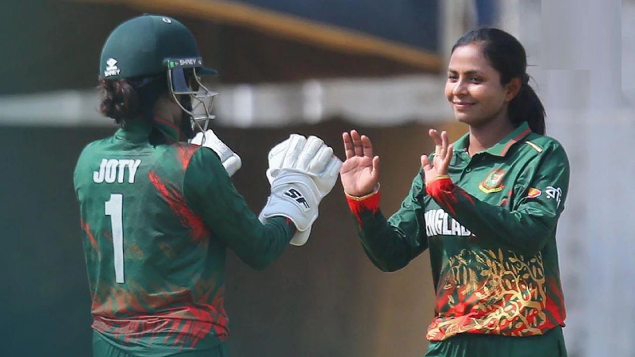 পাকিস্তানের মাটিতে ইতিহাসের সবচেয়ে বড় জয় পেল বাংলাদেশ