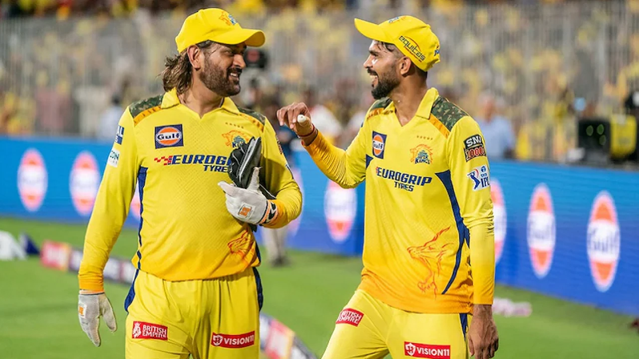 আবারও চেন্নাইয়ের অধিনায়ক ধোনি