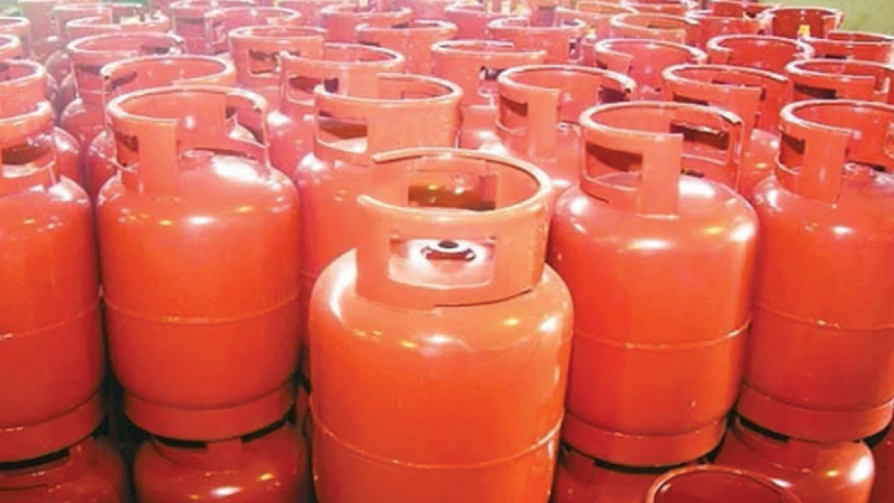 উদ্বিগ্ন ব্যবসায়ীরা