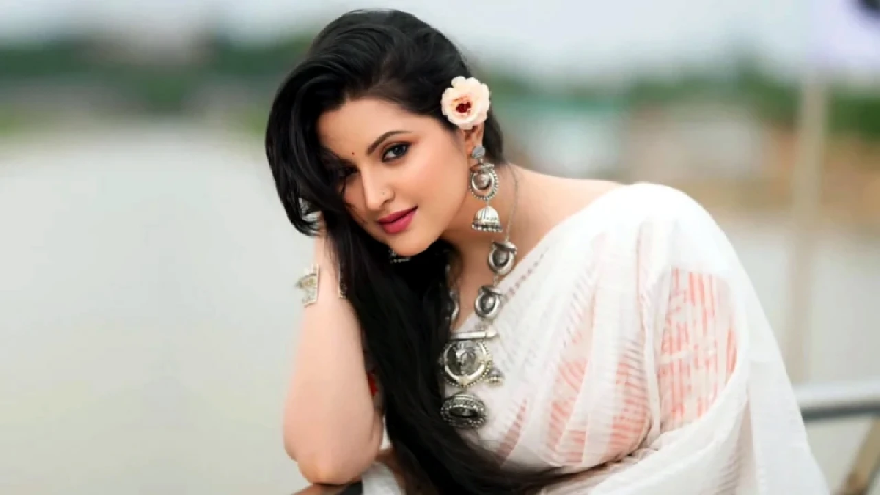 পরীমণির বিরুদ্ধে মামলা