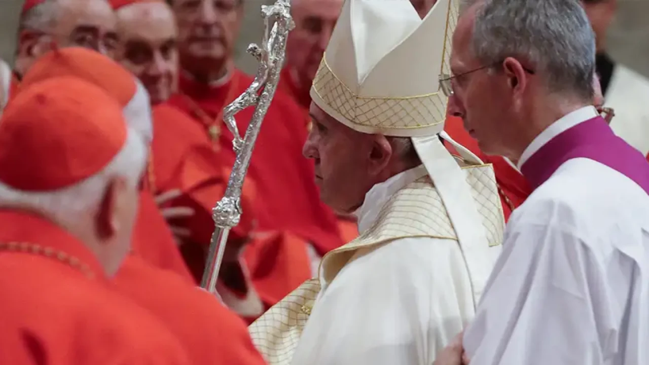 কে হবেন পরবর্তী পোপ?