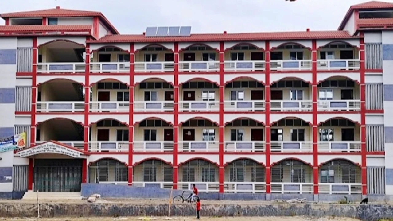 ৫ দাখিল পরীক্ষার্থী বহিষ্কার, ৪ শিক্ষককে অব্যাহতি