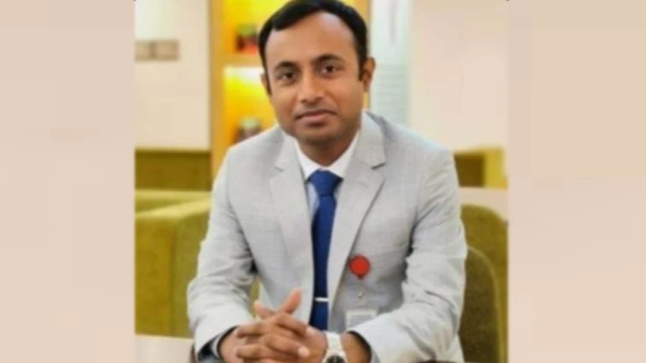 নিজের সংযুক্তের আদেশ ঠেকাতে মানববন্ধন করালেন গাংনীর ইউএনও