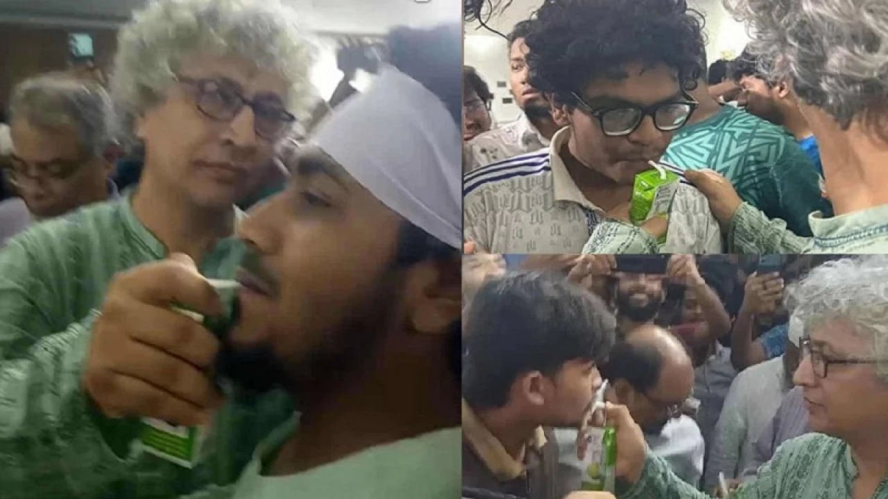 জুস পান করে অনশন ভাঙলেন কুয়েট শিক্ষার্থীরা, বললেন ‘আমরা জিতেছি’