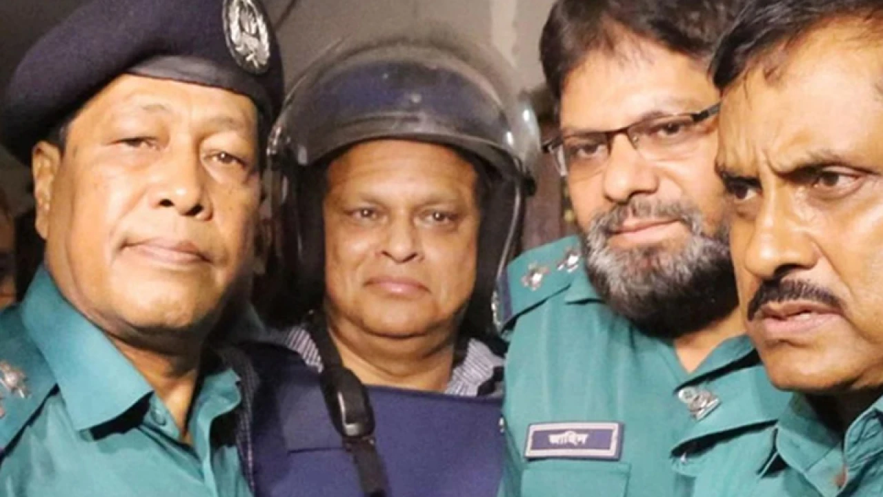 জিয়াউল আহসানের ফ্ল্যাট, বাড়ি, জমি জব্দের আদেশ