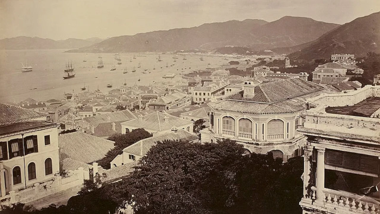 ইতিহাসের এই দিনে ‘ব্রিটেন চীনের কাছে হংকংকে ফিরিয়ে দেয়’