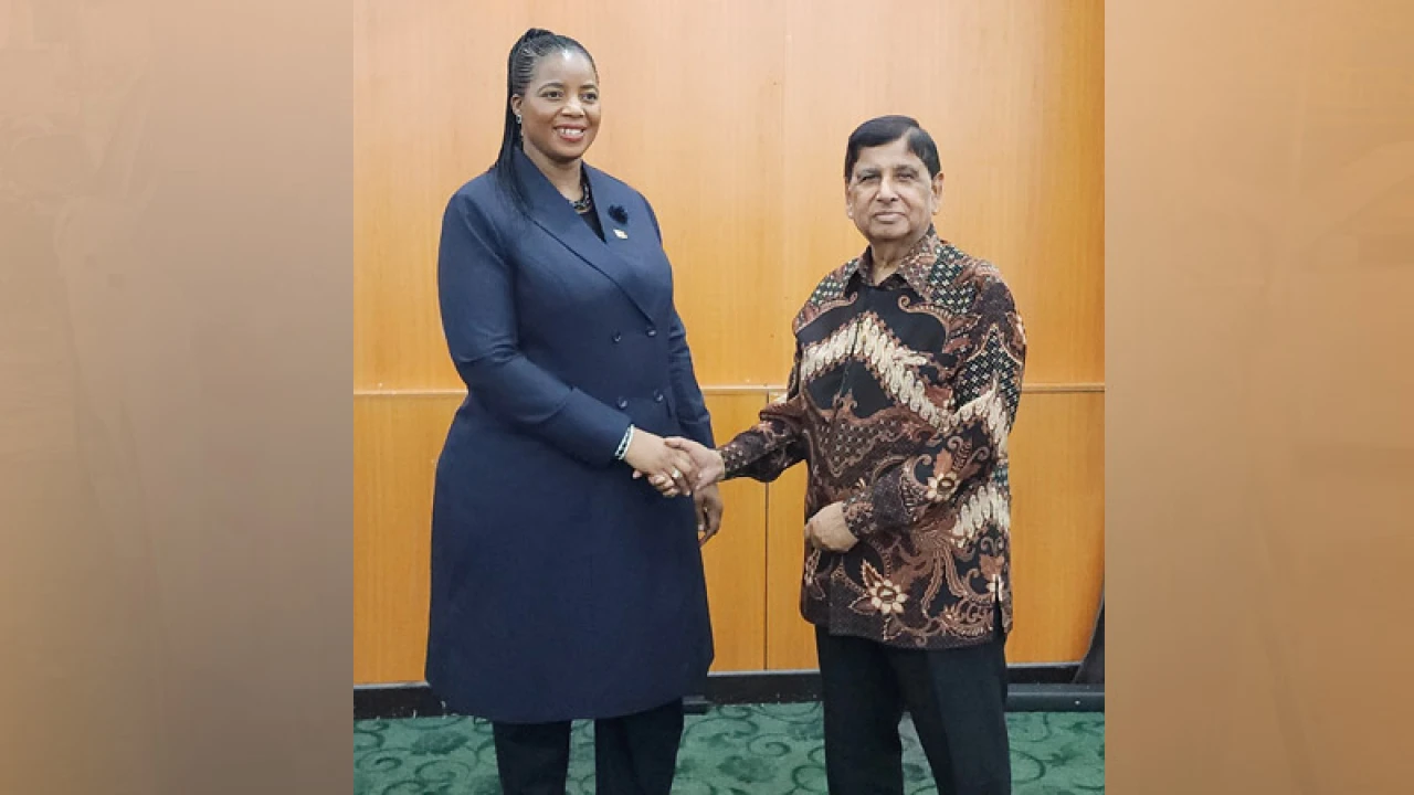 জিম্বাবুয়ের সঙ্গে বাণিজ্য ও বিনিয়োগ বাড়ানোর আহ্বান জানালেন রাষ্ট্রদূত 