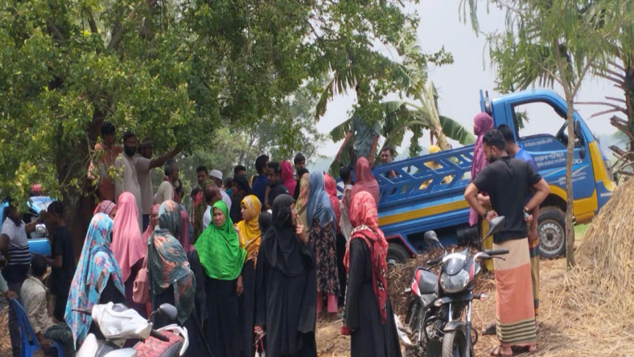 ছেলেকে হত্যা করে থানায় আত্মসমর্পণ করেন বাবা