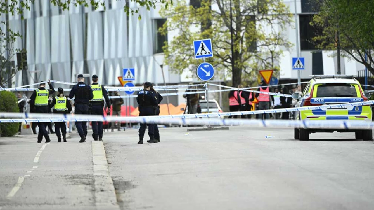 সুইডেনে বন্দুক হামলা, নিহত ৩
