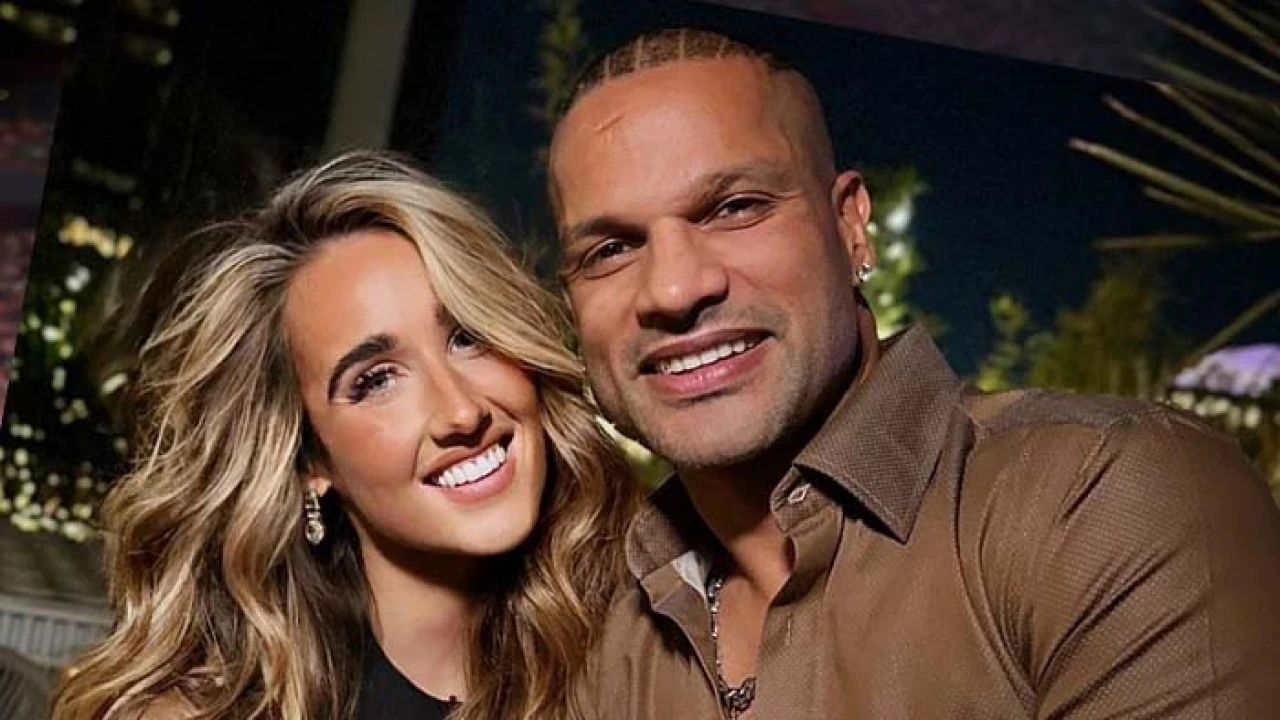 জল্পনার অবসান ঘটিয়ে প্রেমিকাকে সামনে আনলেন শিখর