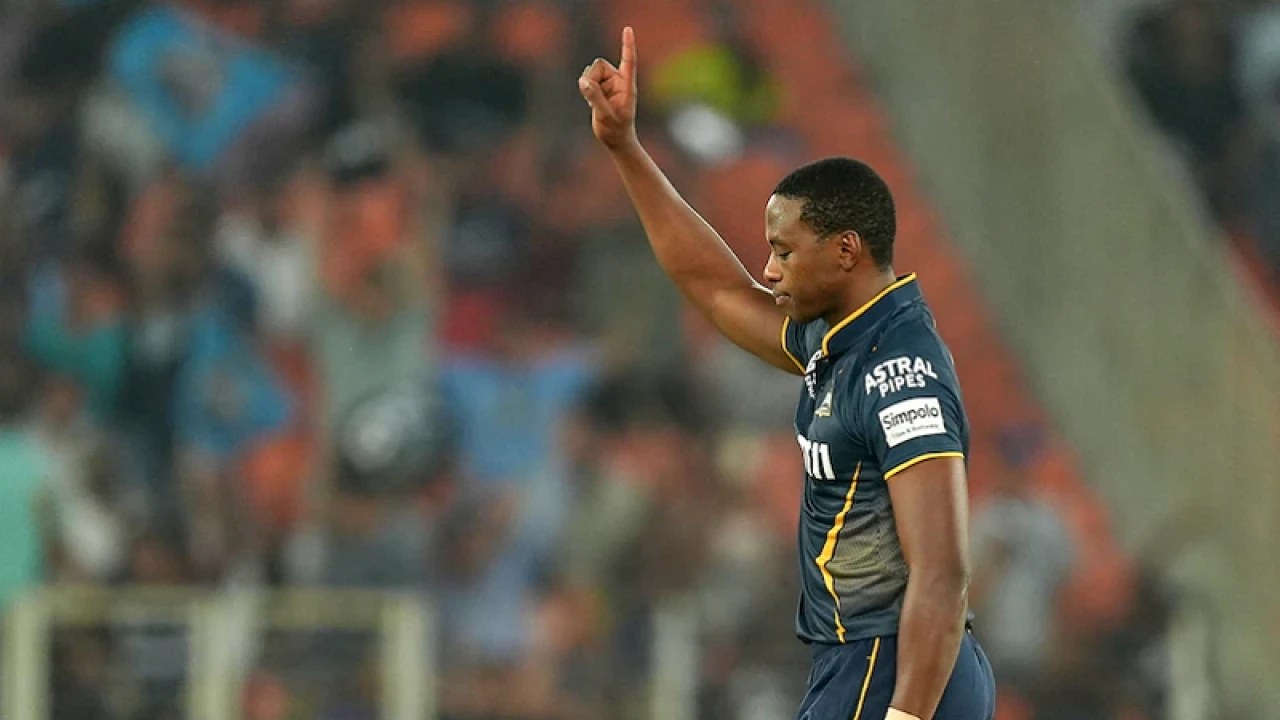 নিষিদ্ধ হয়ে ভারত থেকে দ. আফ্রিকা ফিরেছিলেন রাবাদা