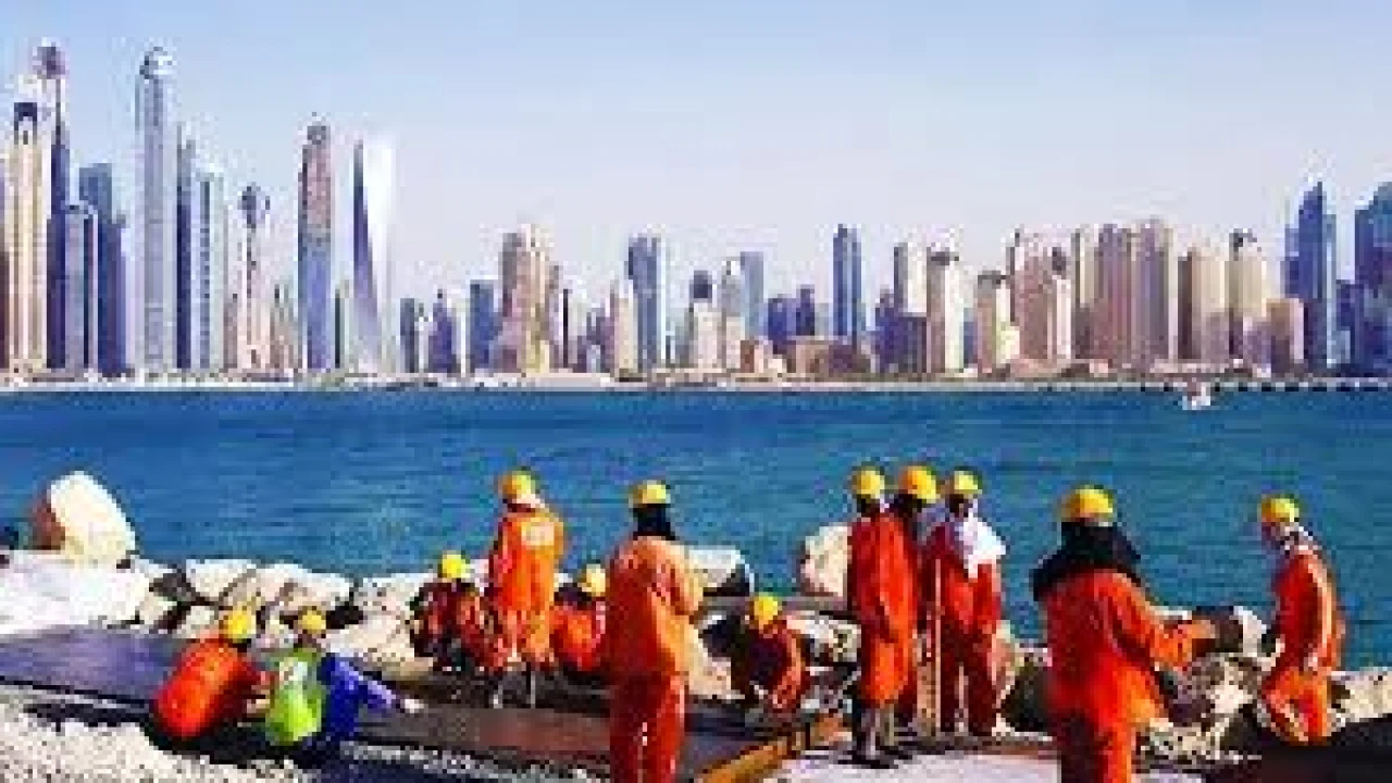 বাংলাদেশিদের জন্য আমিরাতের ভিজিট ভিসা চালু