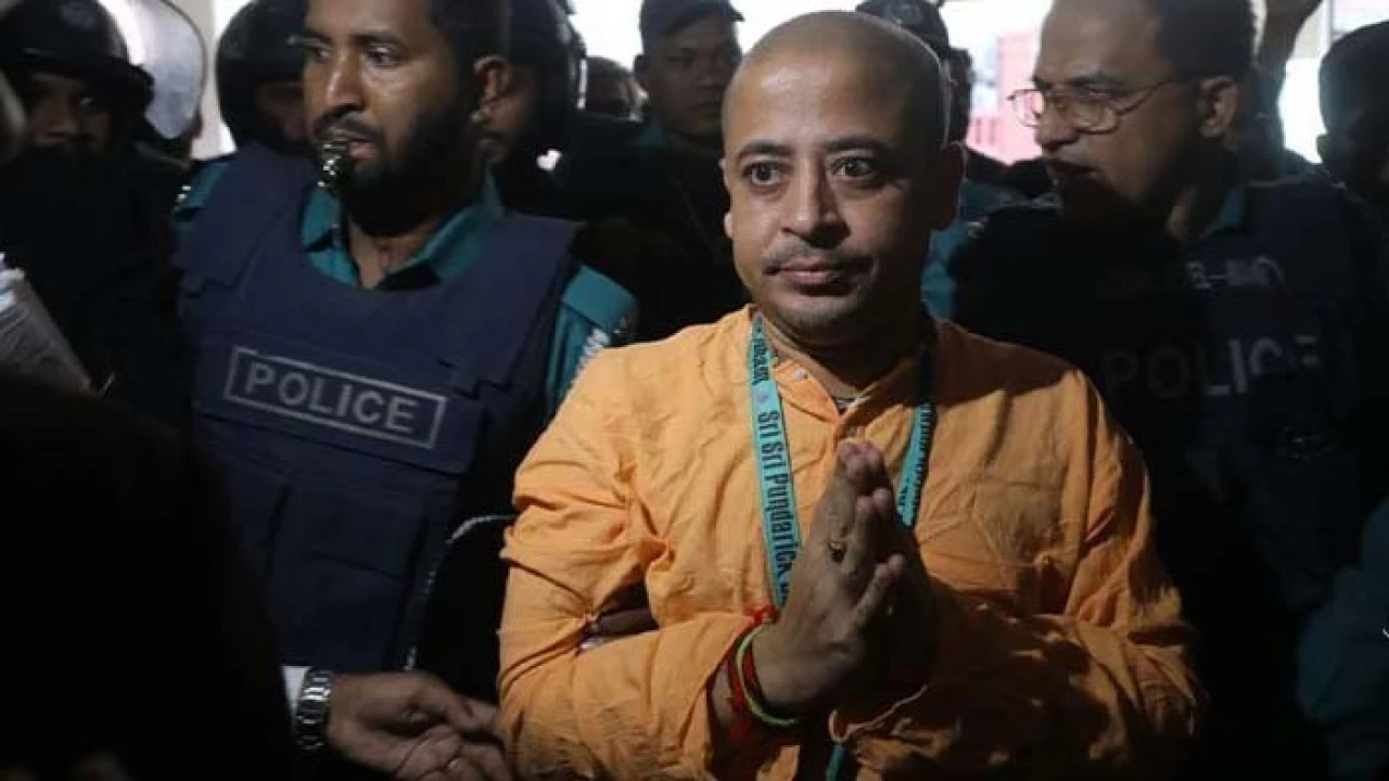 গ্রেপ্তার দেখানো হলো চিন্ময় দাসকে