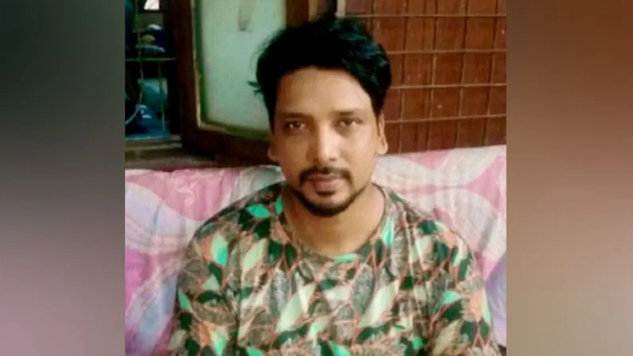 বিশ্ববিদ্যালয় সংলগ্ন ডোবায় পাওয়া গেল যুবকের মরদেহ