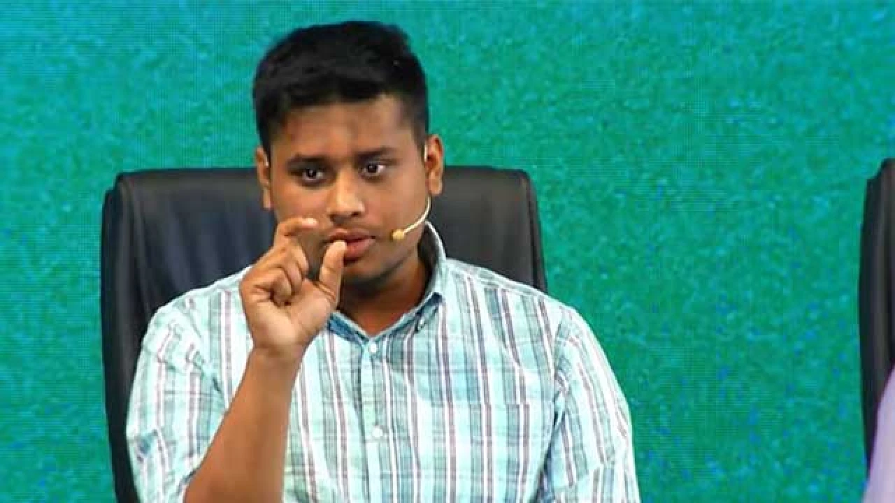 যুবলীগ-স্বেচ্ছাসেবক লীগ নিষিদ্ধের আশ্বাসকে ‘প্রহসন’ বললেন হাসনাত