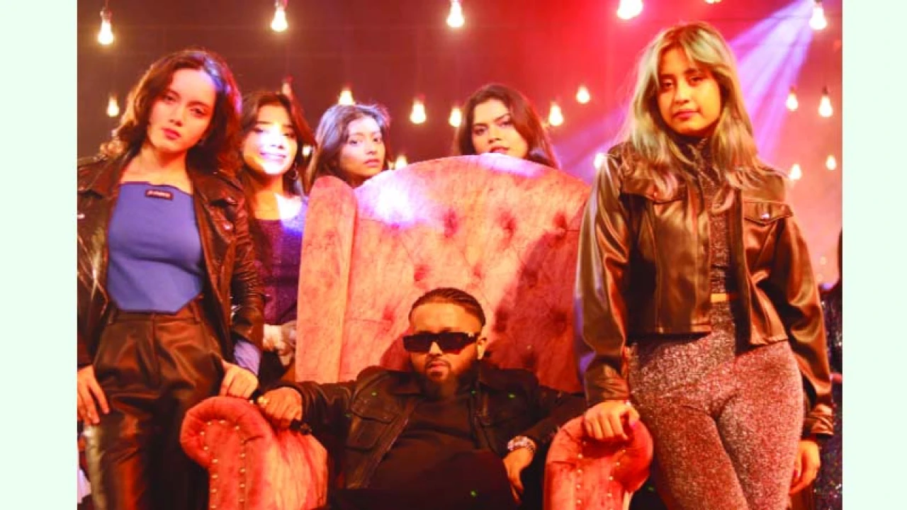 আরিফিন শুভর ‘নীলচক্রে’র‌্যাপার শাফায়াত